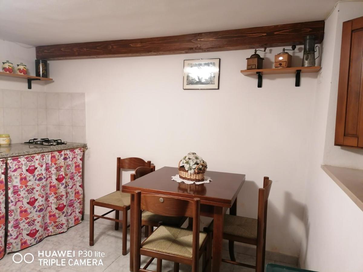 La Casa Di Luisa Daire Santu Lussurgiu Dış mekan fotoğraf